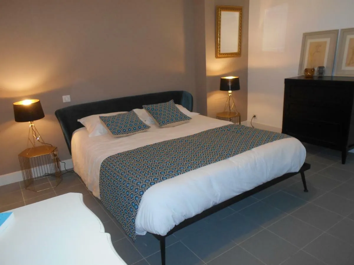 Guest house Maison D'Hotes Les Palmiers Gluiras France